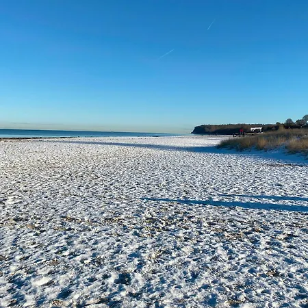 Dorfperle, Nahe Ostsee & Kiel, Parkplatz Osdorf
