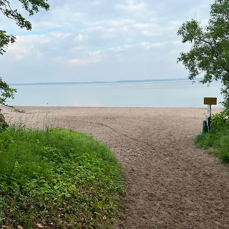Dorfperle, Nahe Ostsee&kiel, Parkplatz * Osdorf